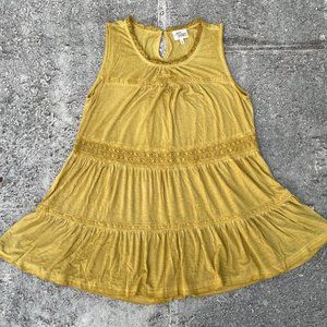 Ava james Women Dress Yellow Sleeve Less Above Knee Dress Size S